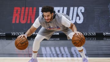 Seth Curry, Philadelphia 76ers Mandatory Credit: Kamil Krzaczynski-USA TODAY Sports