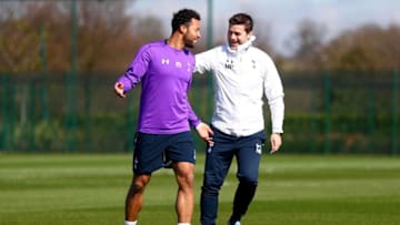 ENFIELD, ENGLAND - MARCH 31: Mousa Dembele of Tottenham Hotspur chats with Mauricio Pochettino the manager of Tottenham Hotspur during the Tottenham Hotspur training session on March 31, 2016 in Enfield, England. (Photo by Tottenham Hotspur FC/Tottenham Hotspur FC via Getty Images)