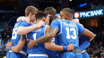 WASHINGTON, DC - MARCH 01: The Xavier Musketeers huddle before a college basketball game against the Xavier Musketeers at the Capital One Arena on March 1, 2020 in Washington, DC. (Photo by Mitchell Layton/Getty Images) *** Local Caption ***