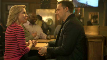 CHICAGO FIRE -- "I'm Not Leaving You" Episode 722 -- Pictured: (l-r) Kara Killmer as Sylvie Brett, Teddy Sears as Kyle Sheffield -- (Photo by: Adrian Burrows/NBC)