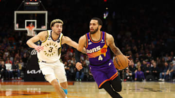Jan 21, 2023; Phoenix, Arizona, USA; Phoenix Suns guard Duane Washington Jr. (4) drives to the basket against Indiana Pacers guard Chris Duarte (3) in the first half at Footprint Center. Mandatory Credit: Mark J. Rebilas-USA TODAY Sports