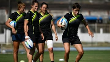 Spanish players of the women's Rugby 7 team take part in a training session in Deodoro, a neighborhood of Rio de Janeiro, on August 5, 2016 ahead of the 2016 Rio Olympic Games. / AFP / PHILIPPE LOPEZ (Photo credit should read PHILIPPE LOPEZ/AFP/Getty Images)