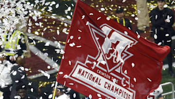 ATLANTA, GA - JANUARY 08: Defensive back Tony Brown