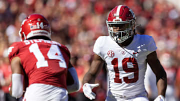 FAYETTEVILLE, ARKANSAS - OCTOBER 1: Kendrick Law #19 of the Alabama Crimson Tide during a game against the Arkansas Razorbacks at Donald W. Reynolds Razorback Stadium on October 1, 2022 in Fayetteville, Arkansas. The Crimson Tide defeated the Razorbacks 49-26. (Photo by Wesley Hitt/Getty Images)