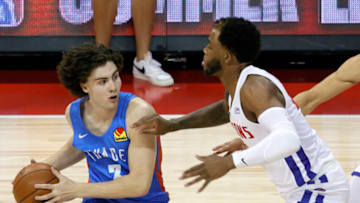Josh Giddey #6 of the OKC Thunder is guarded by Saddiq Bey #41 of the Detroit Pistons during the 2021 NBA Summer League (Photo by Ethan Miller/Getty Images)
