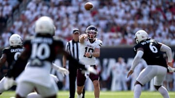 Cincinnati Bearcats defensive players against Eastern Kentucky at Nippert Stadium.