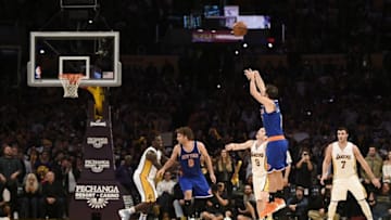 Mar 13, 2016; Los Angeles, CA, USA; New York Knicks guard Jose Calderon (3) shoots the game-winning shot during the fourth quarter against the Los Angeles Lakers at Staples Center. The New York Knicks won 90-87. Mandatory Credit: Kelvin Kuo-USA TODAY Sports