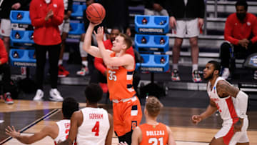Syracuse basketball (Mandatory Credit: Doug McSchooler-USA TODAY Sports)