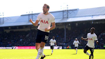 LONDON, ENGLAND - FEBRUARY 25: Harry Kane of Tottenham Hotspur celebrates after scoring his sides first goal during the Premier League match between Crystal Palace and Tottenham Hotspur at Selhurst Park on February 25, 2018 in London, England. (Photo by Mike Hewitt/Getty Images)
