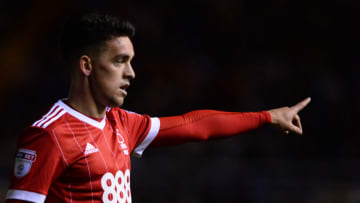 BIRMINGHAM, ENGLAND - NOVEMBER 18: Zach Clough of Nottingham Forest gives orders during the Sky Bet Championship match between Birmingham City and Nottingham Forest at St Andrews (stadium) on November 18, 2017 in Birmingham, England. (Photo by Nathan Stirk/Getty Images)