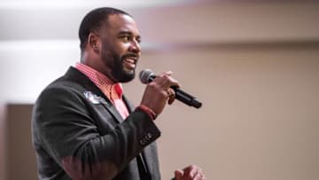 CLEMSON, SC - FEBRUARY 18: Former Clemson quarterback Tajh Boyd speaks to the crowd before introducing Republican presidential candidate John Kasich at a town hall meeting at the university February 18, 2016 in Clemson, South Carolina. The South Carolina Republican primary will be held Saturday, February 20. (Photo by Sean Rayford/Getty Images)