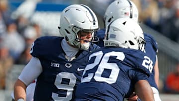 STATE COLLEGE, PA - NOVEMBER 11: Trace McSorley #9 hands off to Saquon Barkley #26 of the Penn State Nittany Lions against the Rutgers Scarlet Knights at Beaver Stadium on November 11, 2017 in State College, Pennsylvania. (Photo by Justin K. Aller/Getty Images)