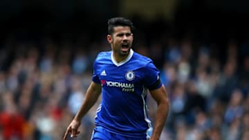 MANCHESTER, ENGLAND - DECEMBER 03: Diego Costa of Chelsea celebrates scoring his team's first goal during the Premier League match between Manchester City and Chelsea at Etihad Stadium on December 3, 2016 in Manchester, England. (Photo by Clive Brunskill/Getty Images)