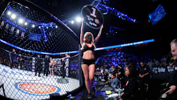 October 23, 2015: Bellator MMA ring card girl Summer Daniels during the bout at the Mohegan Sun Arena in Uncasville, Connecticut. (Photo by Williams Paul/Icon Sportswire) (Photo by Williams Paul/Icon Sportswire/Corbis via Getty Images)