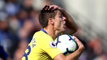 LONDON, ENGLAND - SEPTEMBER 23: Cesar Azpilicueta of Chelsea reacts during the Premier League match between West Ham United and Chelsea FC at London Stadium on September 23, 2018 in London, United Kingdom. (Photo by Dan Istitene/Getty Images)