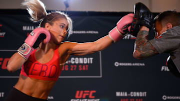 VANCOUVER, BC - AUGUST 25: Paige VanZant holds an open workout session for media and fans at the Hyatt Regency Vancouver on August 25, 2016 in Vancouver, Canada. (Photo by Jeff Bottari/Zuffa LLC/Zuffa LLC via Getty Images)