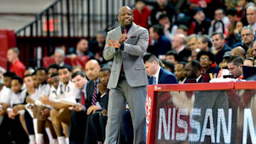 St. John's basketball head coach Mike Anderson calls out a play. (Photo by Steven Ryan/Getty Images)