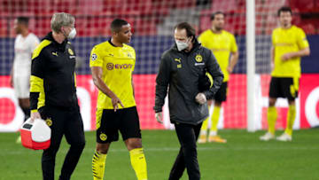SEVILLA, SPAIN - FEBRUARY 17: Manuel Akanji of Borussia Dortmund during the UEFA Champions League match between Sevilla v Borussia Dortmund at the Estadio Ramon Sanchez Pizjuan on February 17, 2021 in Sevilla Spain (Photo by David S. Bustamante/Soccrates/Getty Images)
