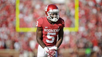 NORMAN, OK - OCTOBER 27: Wide receiver Marquise Brown #5 of the Oklahoma Sooners lines up against the Kansas State Wildcats at Gaylord Family Oklahoma Memorial Stadium on October 27, 2018 in Norman, Oklahoma. Oklahoma defeated Kansas State 51-14. (Photo by Brett Deering/Getty Images)