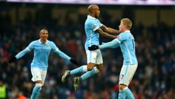 MANCHESTER, ENGLAND - JANUARY 16: Fabian Delph of Manchester City celebrates with team-mate Kevin De Bruyne of Manchester City after scoring the opening goal during the Barclays Premier League match between Manchester City and Crystal Palace at Etihad Stadium on January 16, 2016 in Manchester, England. (Photo by Alex Livesey/Getty Images)