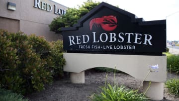 SAN BRUNO, CA - MAY 16: A sign is posted in front of a Red Lobster restaurant on May 16, 2014 in San Bruno, California. Darden Restaurants announced an agreement to sell its Red Lobster restaurant chain and and related real estate to investment firm Golden Gate Capital for $2.1 billion. (Photo by Justin Sullivan/Getty Images)