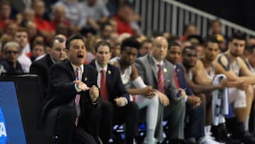 SAN JOSE, CA - MARCH 23: Head coach Sean Miller of the Arizona Wildcats reacts against the Xavier Musketeers during the 2017 NCAA Men's Basketball Tournament West Regional at SAP Center on March 23, 2017 in San Jose, California. (Photo by Ezra Shaw/Getty Images)