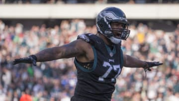 PHILADELPHIA, PA - NOVEMBER 25: Michael Bennett #77 of the Philadelphia Eagles reacts against the New York Giants at Lincoln Financial Field on November 25, 2018 in Philadelphia, Pennsylvania. (Photo by Mitchell Leff/Getty Images)