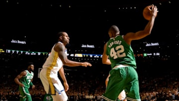 BOSTON, MA - NOVEMBER 16: Al Horford #42 of the Boston Celtics handles the ball against the Golden State Warriors on November 16, 2017 at the TD Garden in Boston, Massachusetts. NOTE TO USER: User expressly acknowledges and agrees that, by downloading and or using this photograph, User is consenting to the terms and conditions of the Getty Images License Agreement. Mandatory Copyright Notice: Copyright 2017 NBAE (Photo by Brian Babineau/NBAE via Getty Images)