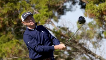 ST SIMONS ISLAND, GEORGIA - NOVEMBER 16: Davis Love III of the United States plays his shot from the seventh tee during the second round of the RSM Classic at the Sea Island Golf Club Seaside Course on November 16, 2018 in St. Simons Island, Georgia. (Photo by Streeter Lecka/Getty Images)