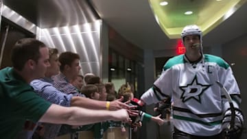 Mar 31, 2016; Dallas, TX, USA; Dallas Stars left wing Jamie Benn (14) takes the ice to face the Arizona Coyotes during the third period at the American Airlines Center. The Stars defeat the Coyotes 4-1. Mandatory Credit: Jerome Miron-USA TODAY Sports