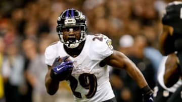 Nov 24, 2014; New Orleans, LA, USA; Baltimore Ravens running back Justin Forsett (29) runs with the ball against the New Orleans Saints during the first quarter of a game at the Mercedes-Benz Superdome. The Ravens defeated the Saints 34-27. Mandatory Credit: Derick E. Hingle-USA TODAY Sports