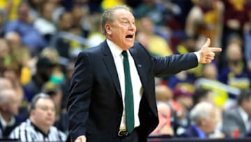 DES MOINES, IOWA - MARCH 23: Head coach Tom Izzo of the Michigan State Spartans shouts against the Minnesota Golden Gophers during the first half in the second round game of the 2019 NCAA Men's Basketball Tournament at Wells Fargo Arena on March 23, 2019 in Des Moines, Iowa. (Photo by Andy Lyons/Getty Images)