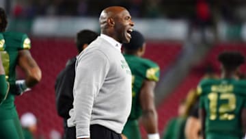 Charlie Strong (Photo by Julio Aguilar/Getty Images)