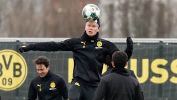 DORTMUND, GERMANY - MARCH 05: (BILD ZEITUNG OUT) Erling Haaland of Borussia Dortmund controls the ball during the Borussia Dortmund Training Session on March 05, 2020 in Dortmund, Germany. (Photo by Alex Gottschalk/DeFodi Images via Getty Images)
