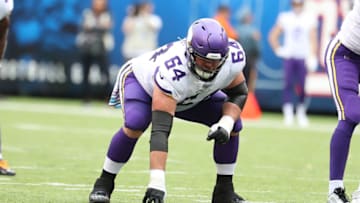 EAST RUTHERFORD, NEW JERSEY - OCTOBER 06: Josh Kline #64 of the Minnesota Vikings in action against the New York Giants during their game at MetLife Stadium on October 06, 2019 in East Rutherford, New Jersey. (Photo by Al Bello/Getty Images)
