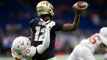 DeMarvion Overshown, Texas Football Mandatory Credit: Ricardo B. Brazziell-USA TODAY NETWORK