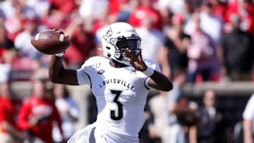 LOUISVILLE, KENTUCKY - OCTOBER 05: Micale Cunningham #3 of the Louisville Cardinals throws a pass in the game against the Boston College Eagles at Cardinal Stadium on October 05, 2019 in Louisville, Kentucky. (Photo by Justin Casterline/Getty Images)