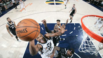 SALT LAKE CITY, UT - NOVEMBER 11: Derrick Favors #15 of the Utah Jazz shoots the ball against the Brooklyn Nets on November 11, 2017 at Vivint Smart Home Arena in Salt Lake City, Utah. NOTE TO USER: User expressly acknowledges and agrees that, by downloading and or using this Photograph, User is consenting to the terms and conditions of the Getty Images License Agreement. Mandatory Copyright Notice: Copyright 2017 NBAE (Photo by Melissa Majchrzak/NBAE via Getty Images)