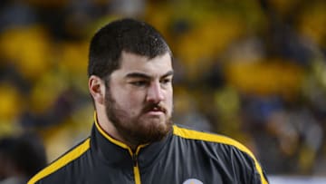 PITTSBURGH, PA - NOVEMBER 12: Injured offensive lineman David DeCastro of the Pittsburgh Steelers looks on from the sideline during a game against the Kansas City Chiefs at Heinz Field on November 12, 2012 in Pittsburgh, Pennsylvania. The Steelers defeated the Chiefs 16-13. (Photo by George Gojkovich/Getty Images)