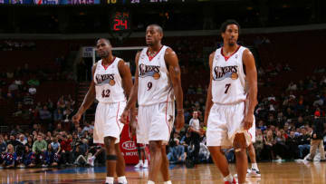 Elton Brand and Andre Miller (Photo by Jesse D. Garrabrant/NBAE via Getty Images)