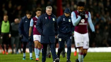 BRENTFORD, ENGLAND - JANUARY 31: Steve Bruce of Aston Villa looks on during the Sky Bet Championship match between Brentford and Aston Villa at Griffin Park on January 31, 2017 in Brentford, England. (Photo by Clive Rose/Getty Images)