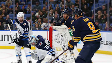 BUFFALO, NY - JANUARY 9: Steve Mason
