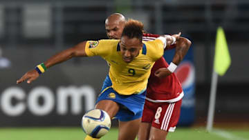 Equatorial Guinea's midfielder Randy (R) vies with Gabon's forward Pierre-Emerick Aubameyang during the 2015 African Cup of Nations group A football match between Gabon and Equatorial Guinea, on January 25, 2015 in Bata. AFP PHOTO / CARL DE SOUZA (Photo credit should read CARL DE SOUZA/AFP/Getty Images)