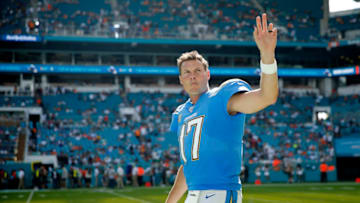 MIAMI, FLORIDA - SEPTEMBER 29: Philip Rivers #17 of the Los Angeles Chargers waves to the crowd against the Miami Dolphins during the fourth quarter at Hard Rock Stadium on September 29, 2019 in Miami, Florida. (Photo by Michael Reaves/Getty Images)