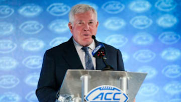 Mack Brown Mandatory Credit: Jim Dedmon-USA TODAY Sports
