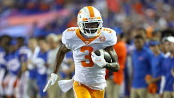 Tennessee Volunteers wide receiver JaVonta Payton (3) runs up the sideline after making a wide-open catch he will run for a touchdown during the football game between the Florida Gators and Tennessee Volunteers, at Ben Hill Griffin Stadium in Gainesville, Fla. Sept. 25, 2021.Flgai 092521 Ufvs Tennesseefb 26