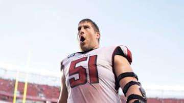 Atlanta Falcons center Alex Mack (51) Mandatory Credit: Kyle Terada-USA TODAY Sports