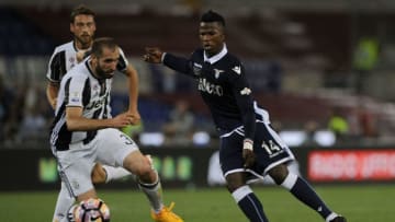 ROME, ROMA - MAY 17: Giorgio Chiellini of FC Juventus compete for the ball with Keita Balde Diao of SS Lazio during the TIM Cup Final match between SS Lazio and Juventus FC at Olimpico Stadium on May 17, 2017 in Rome, Italy. (Photo by Marco Rosi/Getty Images)