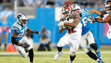 Oct 10, 2016; Charlotte, NC, USA; Tampa Bay Buccaneers running back Jacquizz Rodgers (32) carries the ball during the second quarter against the Carolina Panthers at Bank of America Stadium. Mandatory Credit: Jeremy Brevard-USA TODAY Sports