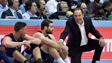 CHAPEL HILL, NORTH CAROLINA - JANUARY 15: Head coach Mike Brey of the Notre Dame Fighting Irish talks to his players during the first half of a game against the North Carolina Tar Heels at the Dean Smith Center on January 15, 2019 in Chapel Hill, North Carolina. (Photo by Grant Halverson/Getty Images)